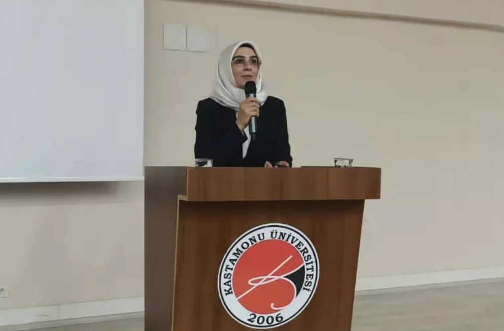 Psikolojik Açıdan Kadına Yönelik Şiddet ve Din İlişkisi” Konferansı Gerçekleştirildi
